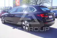 2022 BMW 520