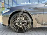 2022 BMW 520