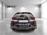 2022 BMW 520
