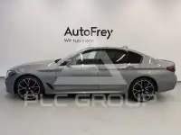 2022 BMW 520