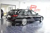 2022 BMW 520
