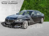 2022 BMW 730