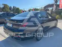 2022 BMW 730