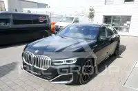 2022 BMW 730