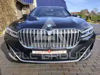 2022 BMW 730