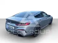 2022 BMW M8