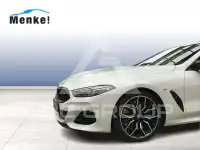 2022 BMW M8