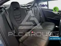2022 BMW M8