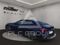 2022 BMW M8