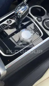 2022 BMW M8