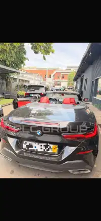 2022 BMW M8