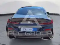 2022 BMW M8