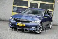 2022 BMW 318