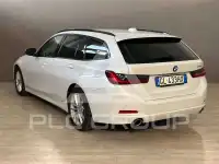 2022 BMW 318