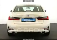 2022 BMW 318