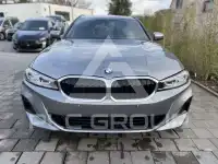 2022 BMW 318