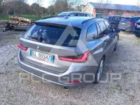 2022 BMW 318