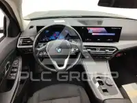 2022 BMW 318