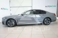 2022 BMW 745