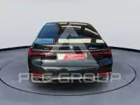 2022 BMW 745