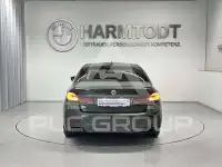 2022 BMW 550M