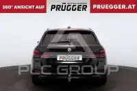 2022 BMW 518