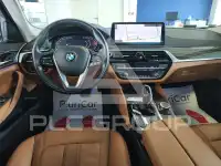 2022 BMW 518