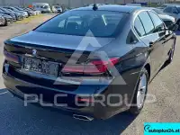 2022 BMW 518