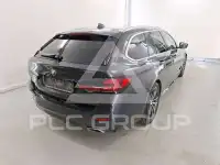 2022 BMW 518