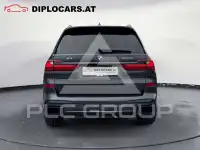 2022 BMW X7