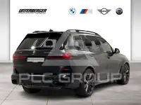 2022 BMW X7