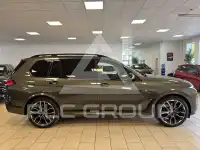 2022 BMW X7