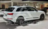 2022 Audi SQ7