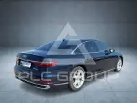 2022 Audi A8