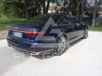2022 Audi A8