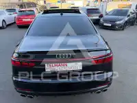 2022 Audi S8