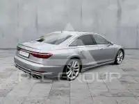 2022 Audi S8