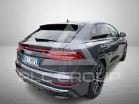 2022 Audi Q8