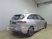 2022 Mercedes Benz B 200