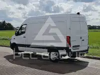 2022 Mercedes Benz Sprinter