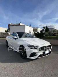 2022 Mercedes Benz E 300