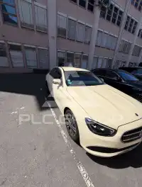 2022 Mercedes Benz E 200