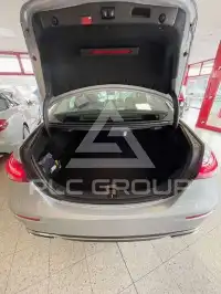 2022 Mercedes Benz E 220