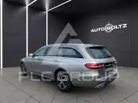 2022 Mercedes Benz E 220