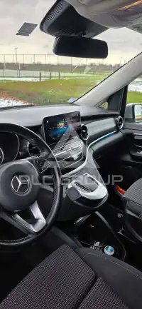 2022 Mercedes Benz V 220