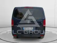 2022 Mercedes Benz V 220