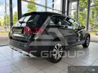 2022 Mercedes Benz GLC 220