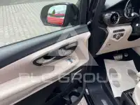 2022 Mercedes Benz V 300