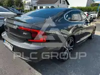 2022 Volvo S90