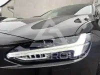 2022 Volvo S90